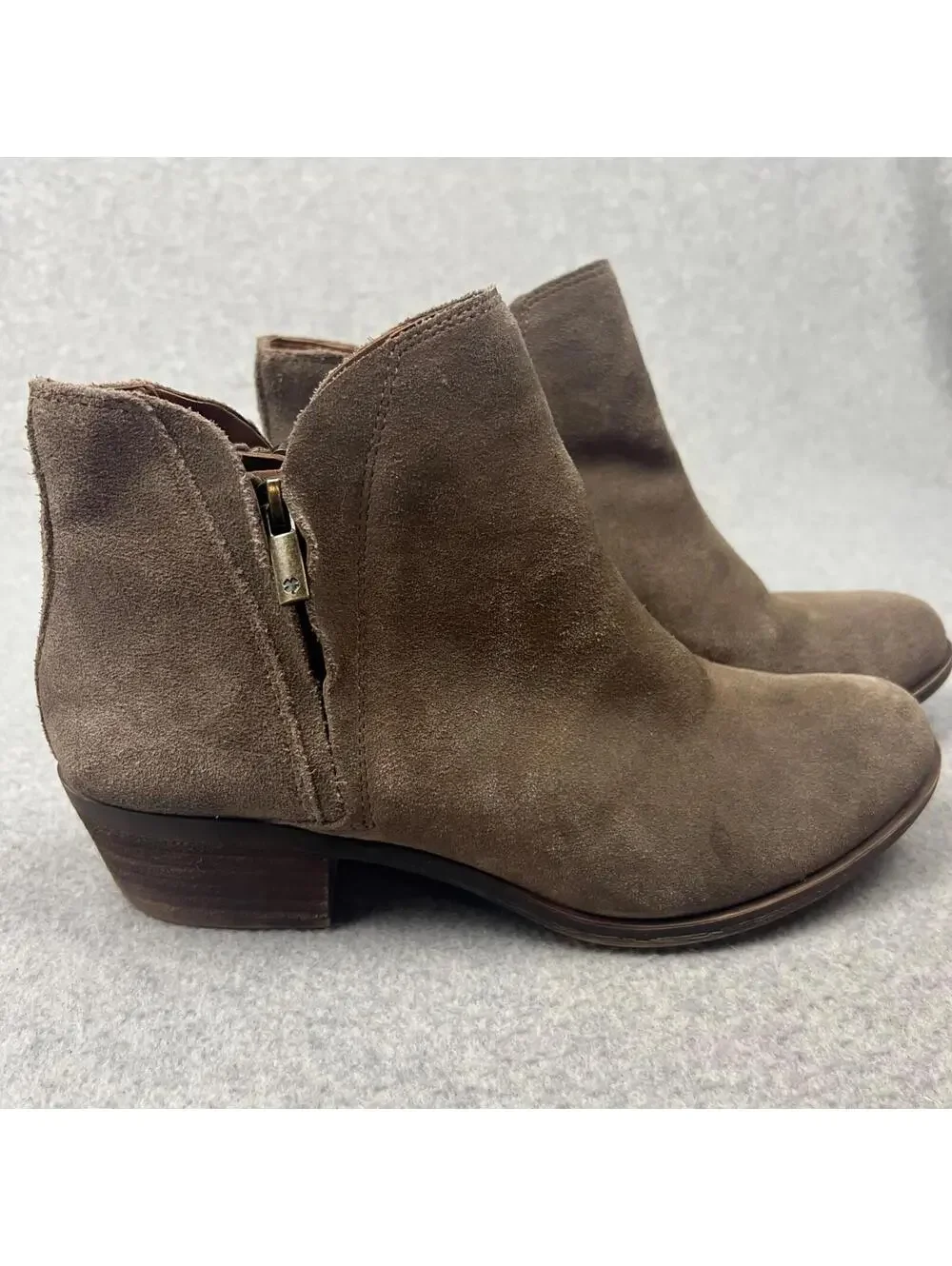 Lucky Brand Womens Low Cut Booties Boots 9 Leather beige Casual Winter